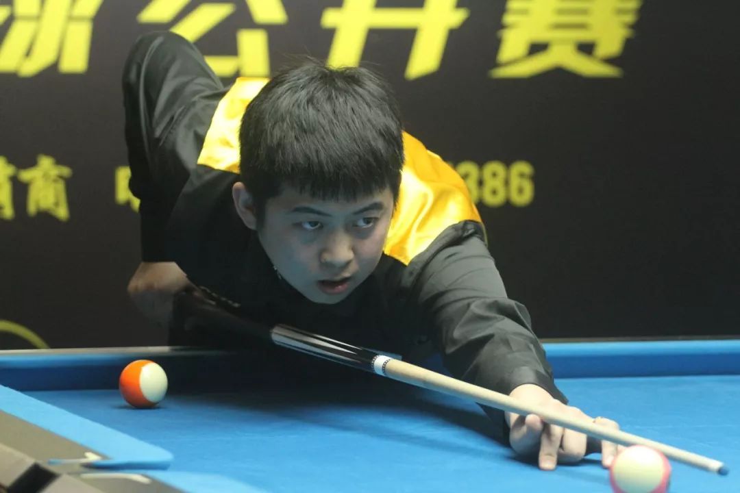 赛的开门红 赛的开门红