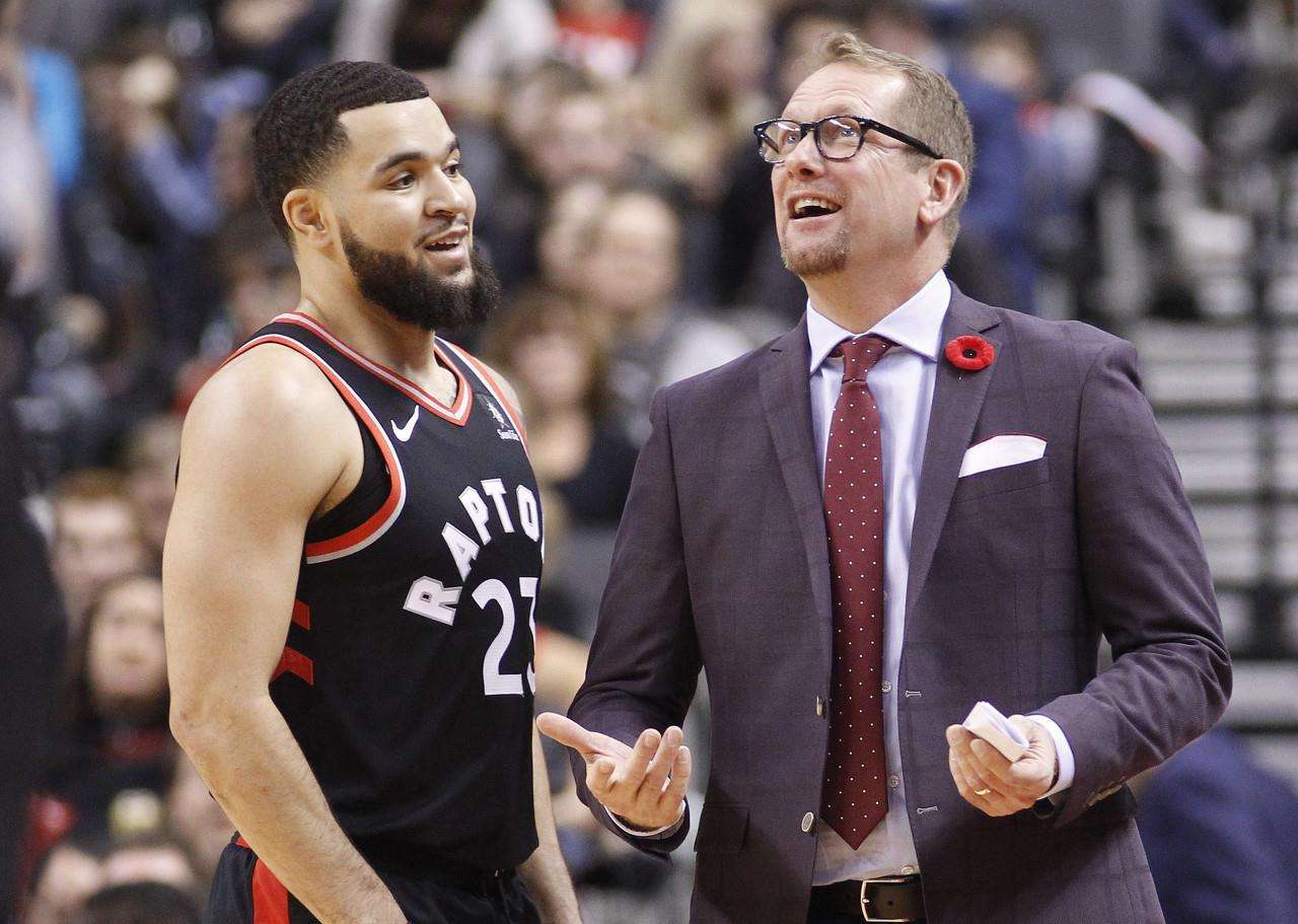 卫报主编 卫报主编