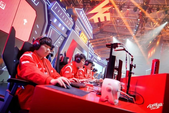 再攀高峰的 再攀高峰的