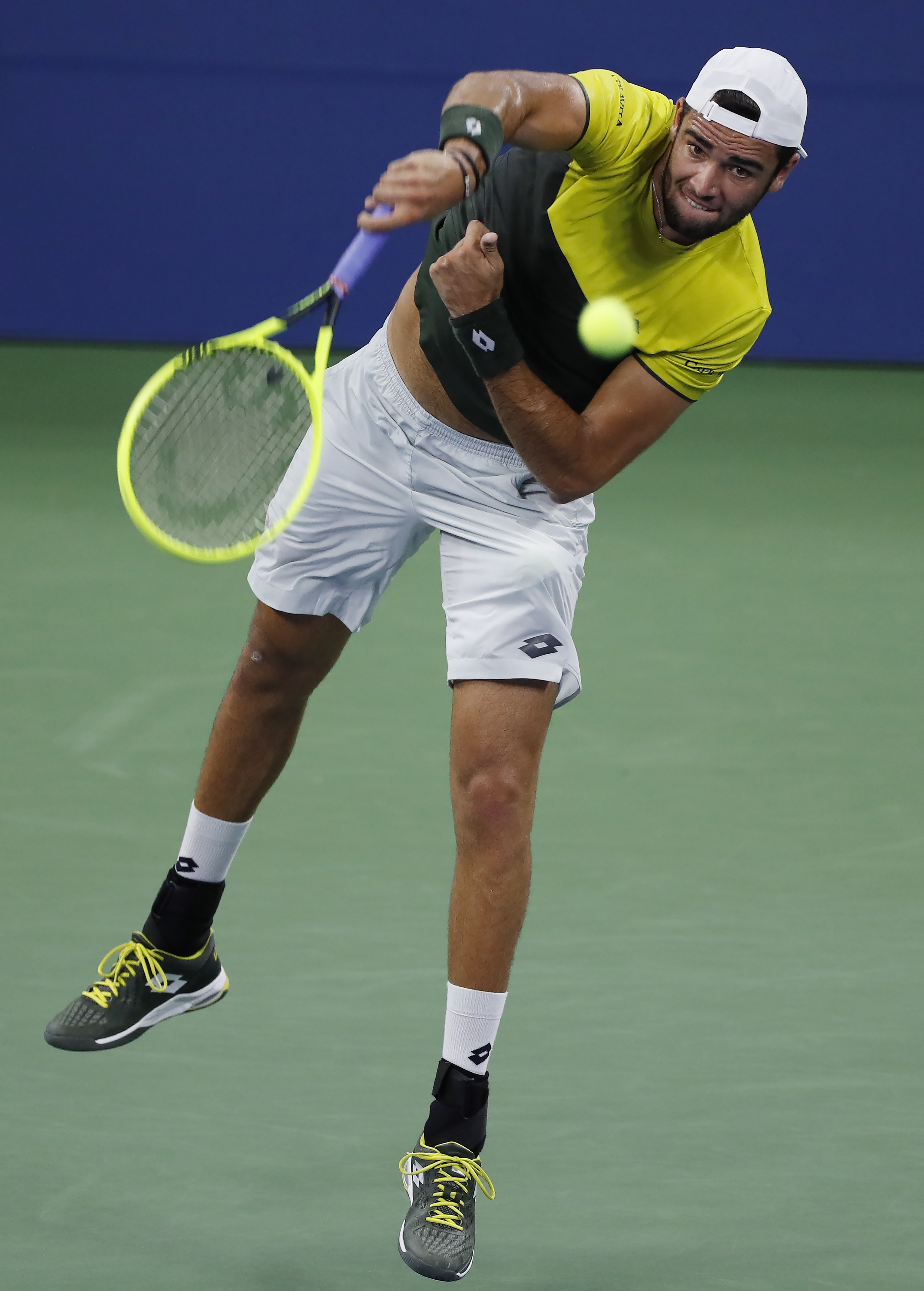 赛场上的惊 赛场上的惊