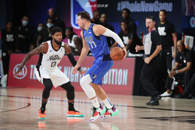 年轻球员的 年轻球员的